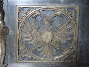 Altare maggiore di Saint-Antoine-l'Abbaye (Isère), seconda metà del XVII secolo Fonte: collezione iconografica del Museo di Saint-Antoine-l'Abbaye e con l'autorizzazione del sindaco di Saint-Antoine-l'Abbaye, che ringraziamo.